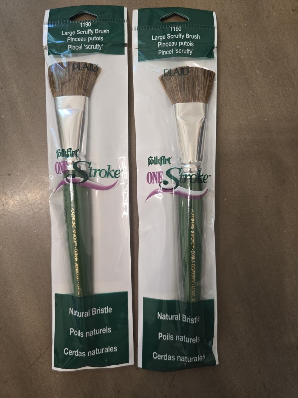 NOS Plaid One Stroke Folk Art Donna Dewberry Lg. Scruffy Brushes 1190